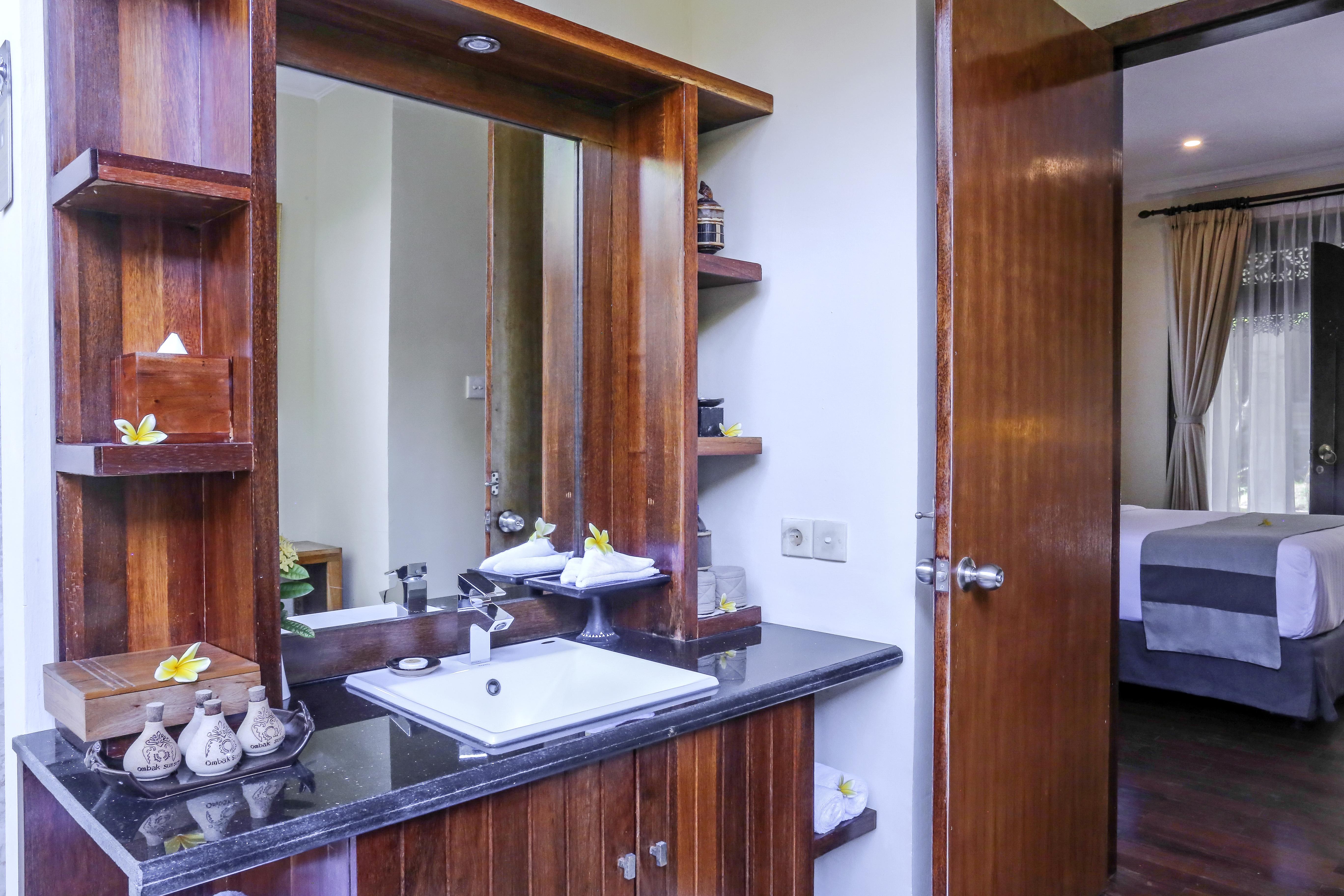 Ombak Sunset Hotel Quần đảo Gili Ngoại thất bức ảnh