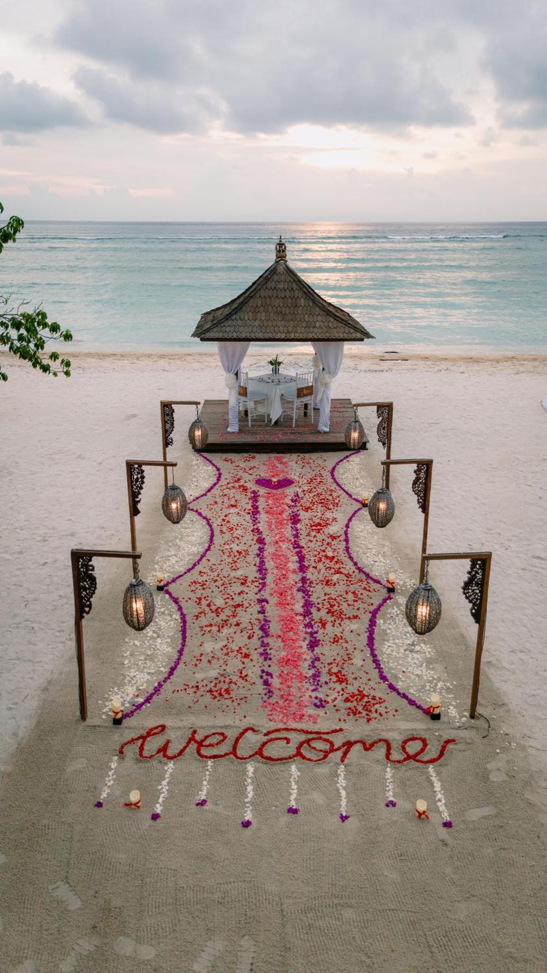 Ombak Sunset Hotel Quần đảo Gili Ngoại thất bức ảnh